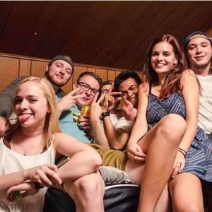 Meet your Posher, Christian